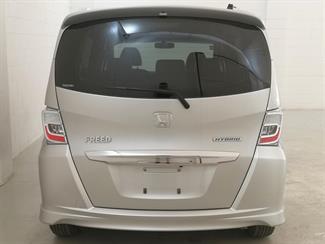 2013 Honda Freed - Thumbnail