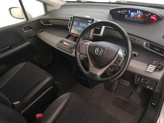 2013 Honda Freed - Thumbnail