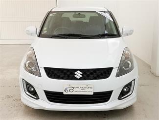 2015 Suzuki Swift - Thumbnail