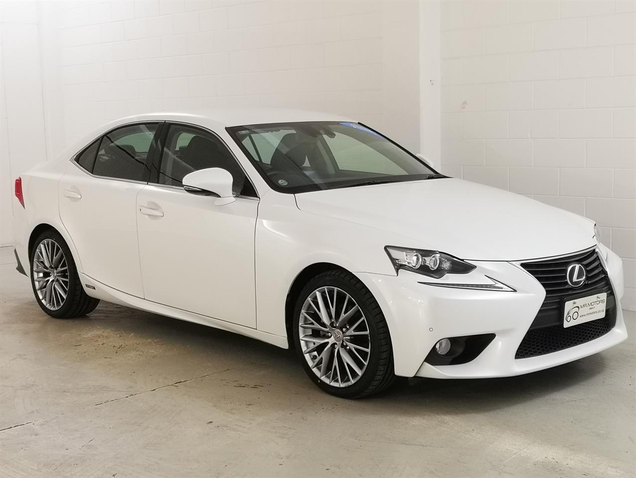 2013 Lexus IS 300H