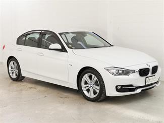 2012 BMW 320i - Thumbnail