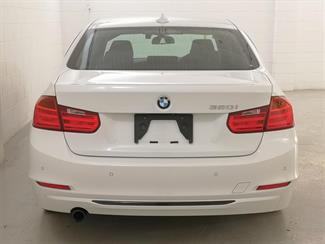 2012 BMW 320i - Thumbnail