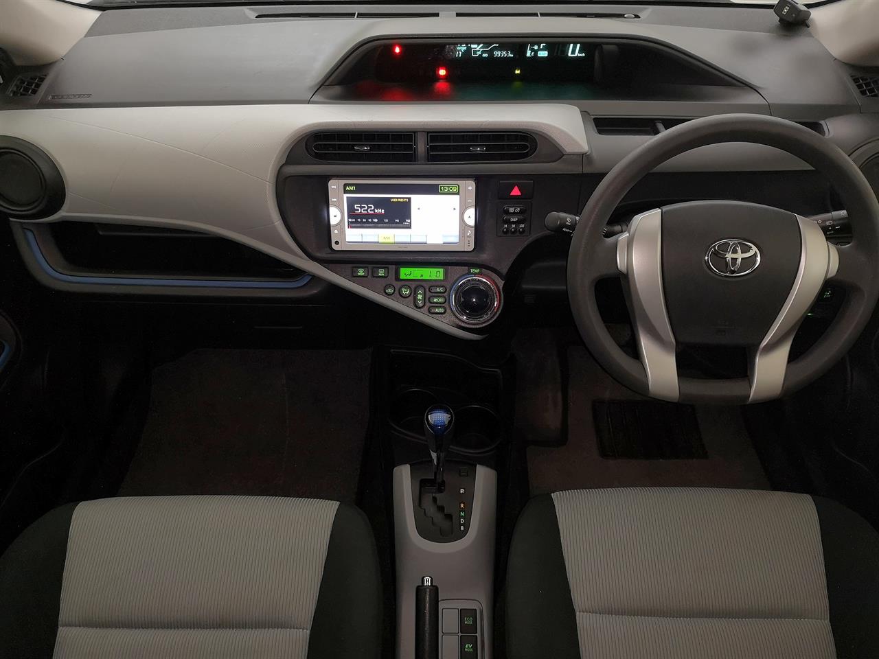 2013 Toyota Aqua