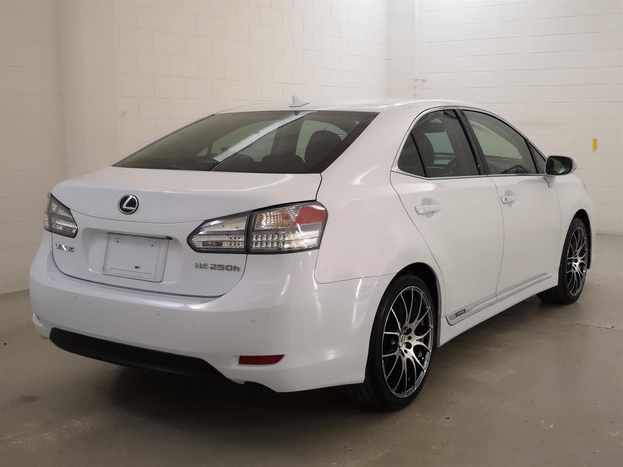 2012 Lexus HS250h