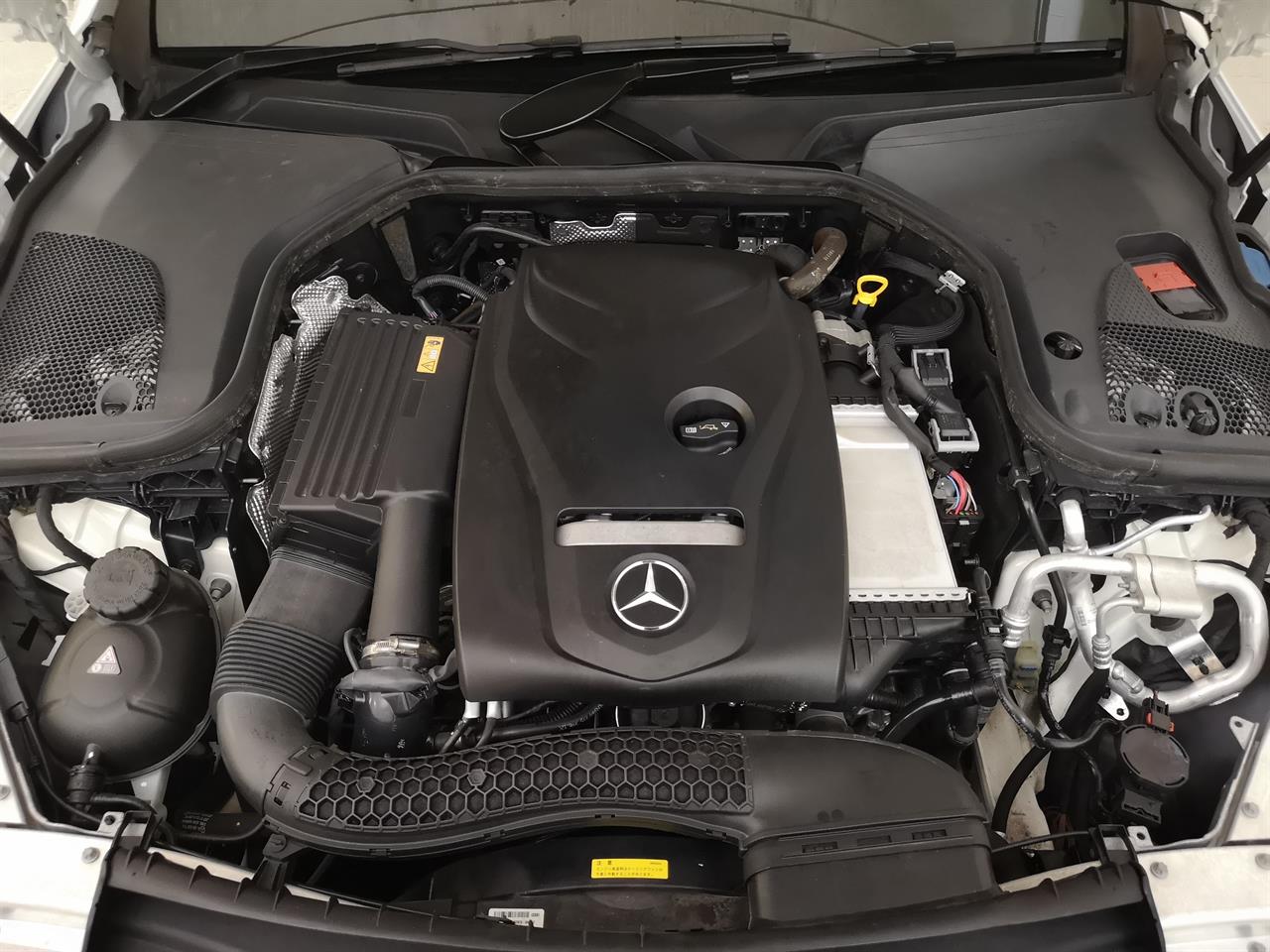 2016 Mercedes-Benz E 200