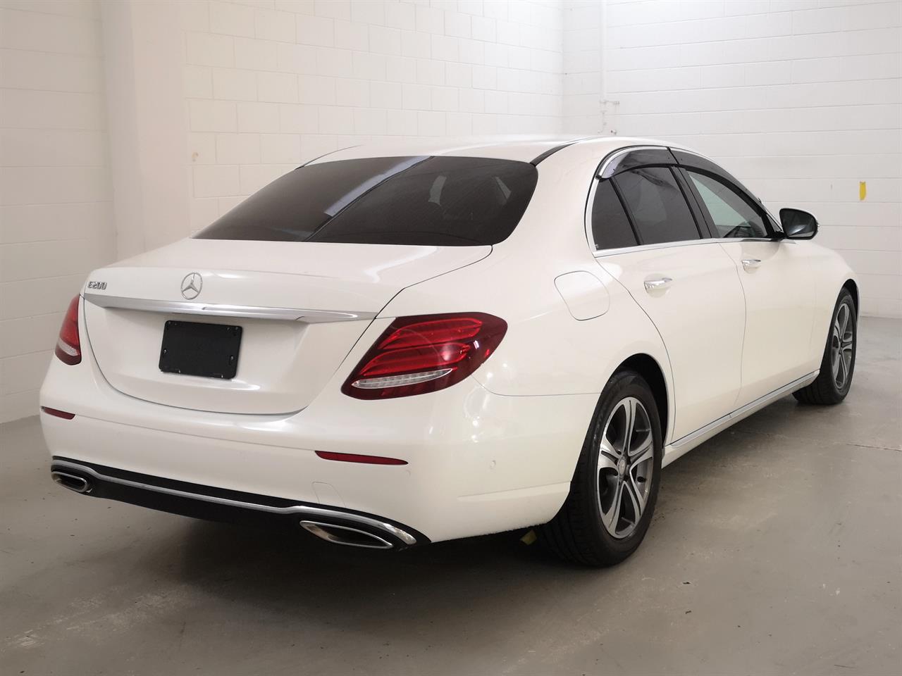 2016 Mercedes-Benz E 200