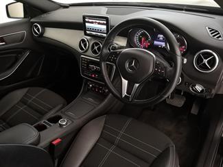 2014 Mercedes-Benz GLA 180 - Thumbnail