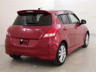 2015 Suzuki Swift - Thumbnail