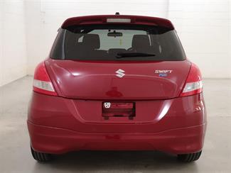 2015 Suzuki Swift - Thumbnail