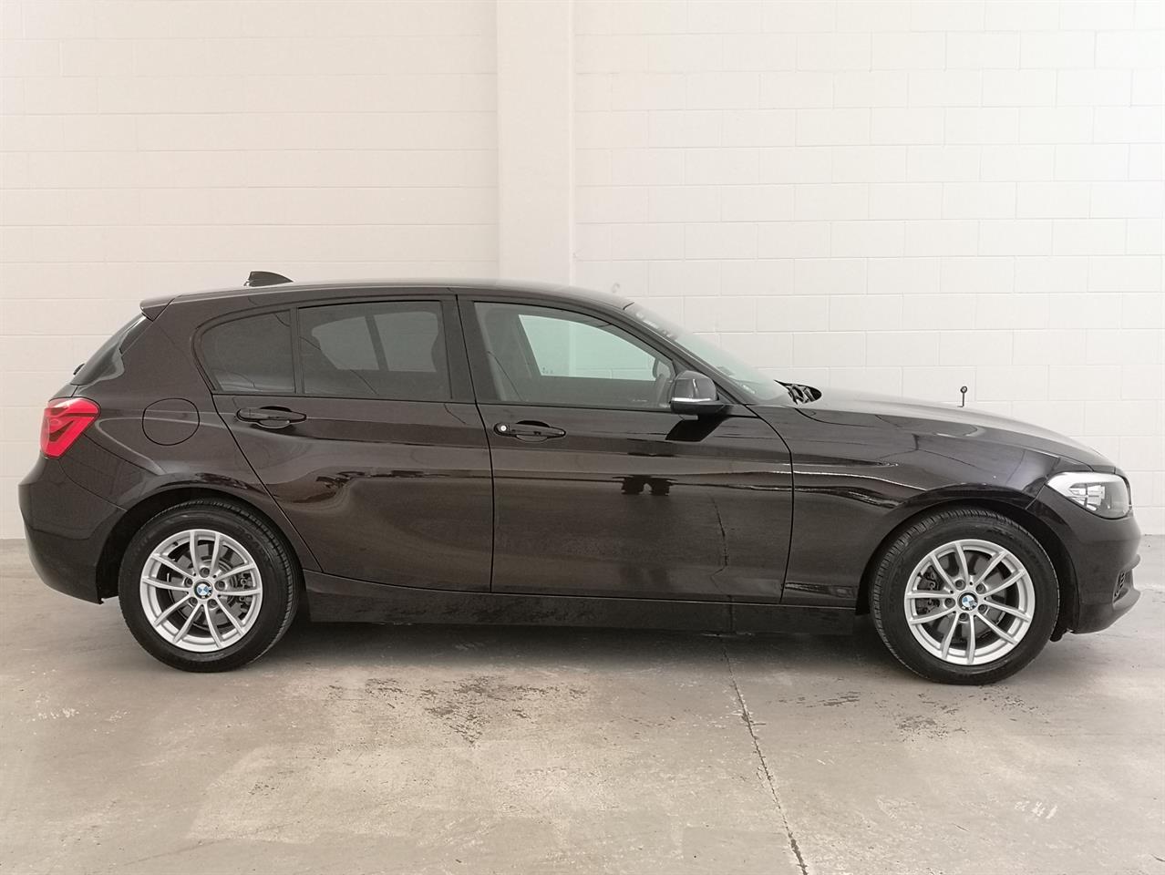 2015 BMW 118I