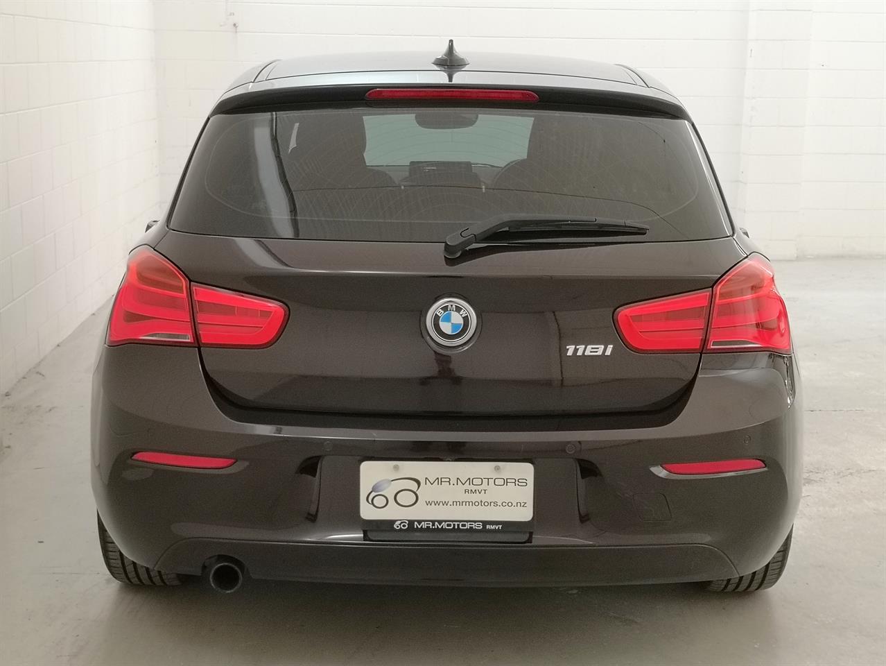 2015 BMW 118I