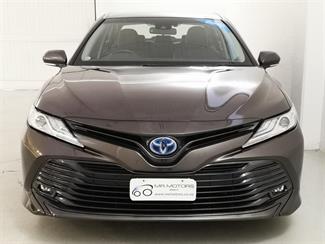 2017 Toyota Camry - Thumbnail