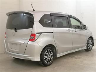 2014 Honda Freed - Thumbnail