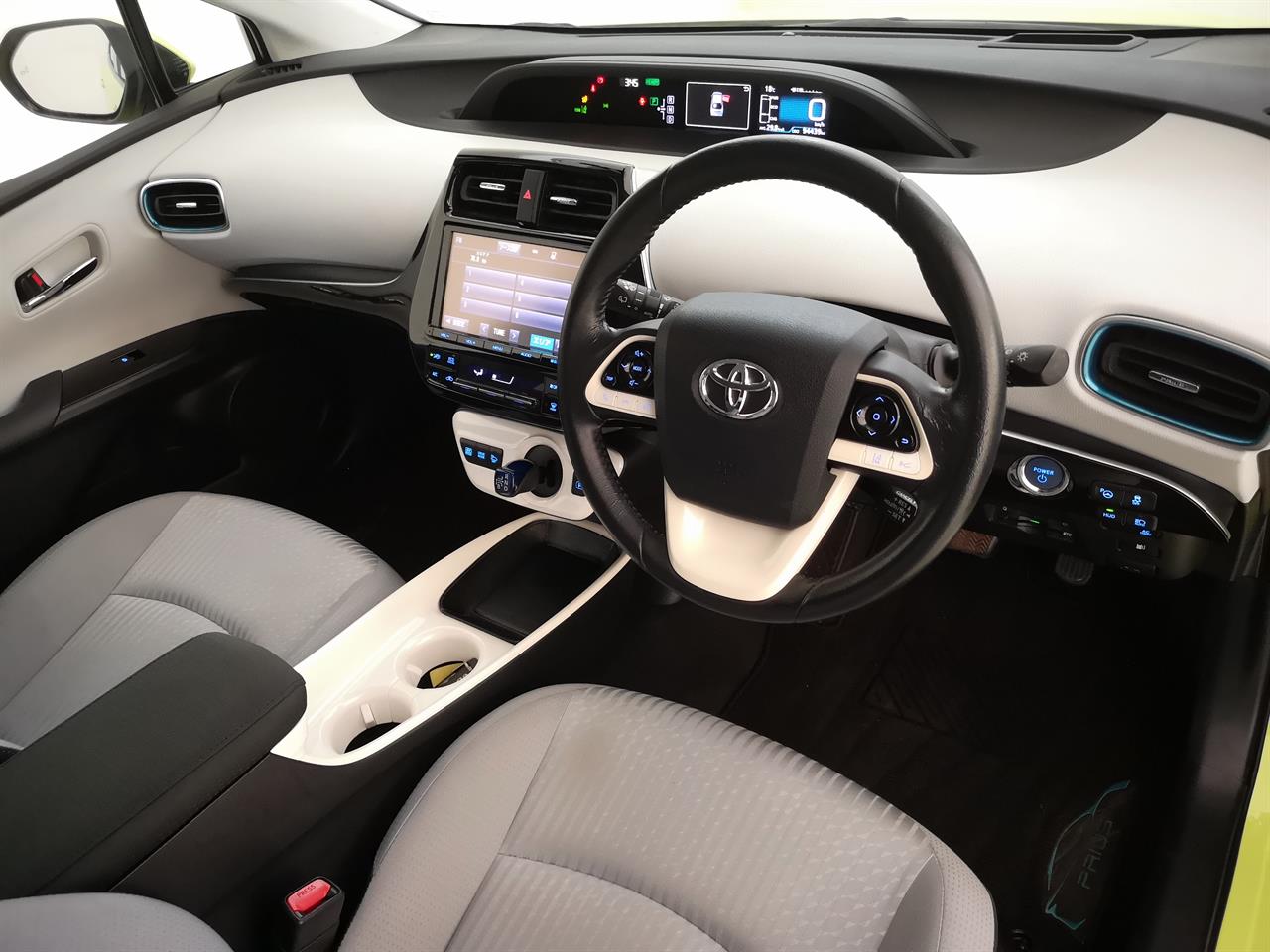 2016 Toyota Prius