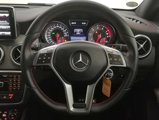 2013 Mercedes-Benz CLA 250 - Thumbnail