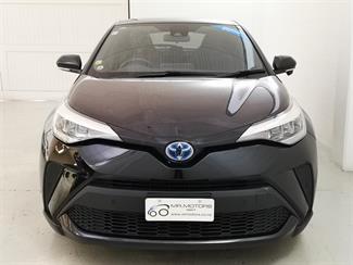 2020 Toyota C-HR - Thumbnail