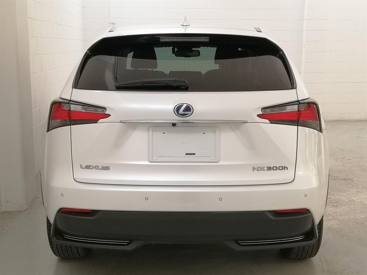 2017 Lexus NX 300h