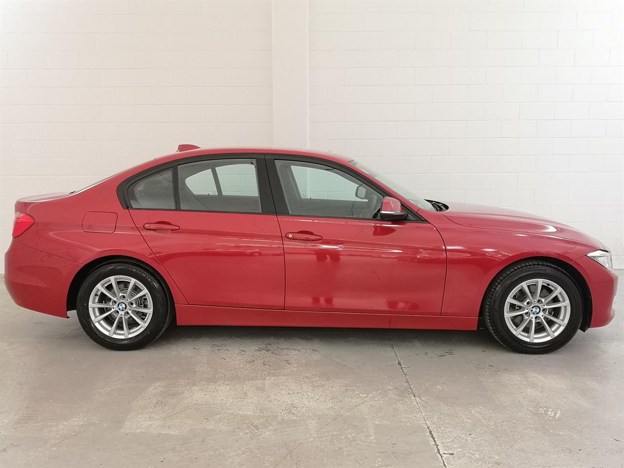 2015 BMW 320i