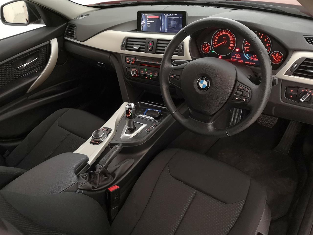 2015 BMW 320i