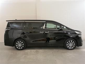 2015 Toyota Vellfire - Thumbnail