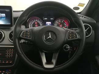 2016 Mercedes-Benz GLA 250 - Thumbnail