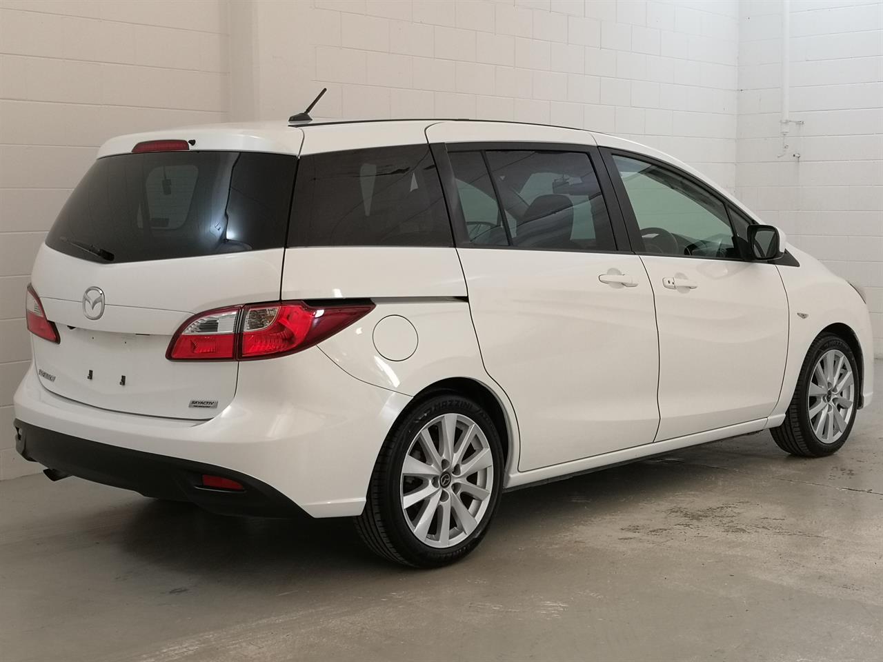 2013 Mazda Premacy