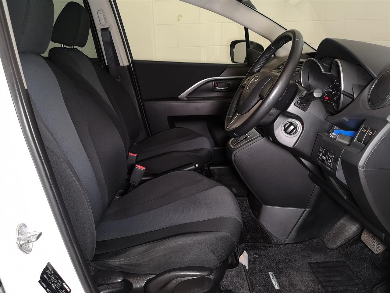 2013 Mazda Premacy