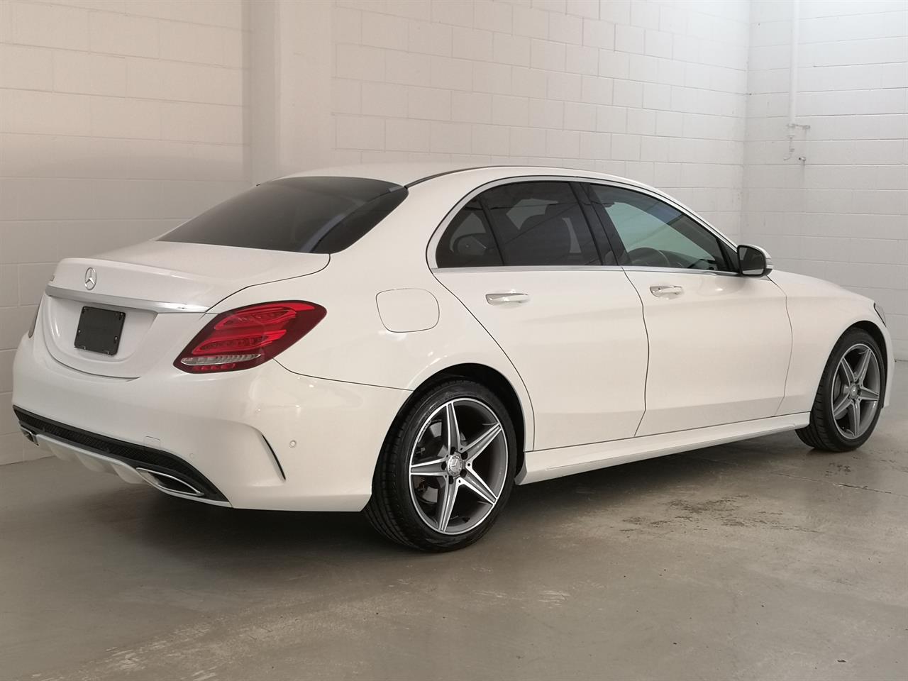 2014 Mercedes-Benz C 200