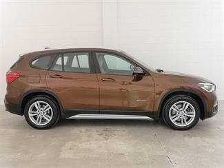 2015 BMW X1 - Thumbnail