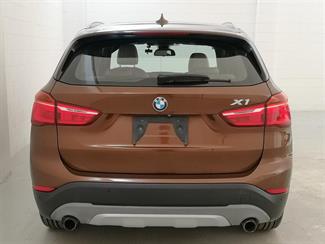 2015 BMW X1 - Thumbnail