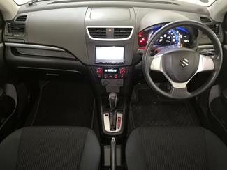 2014 Suzuki Swift - Thumbnail