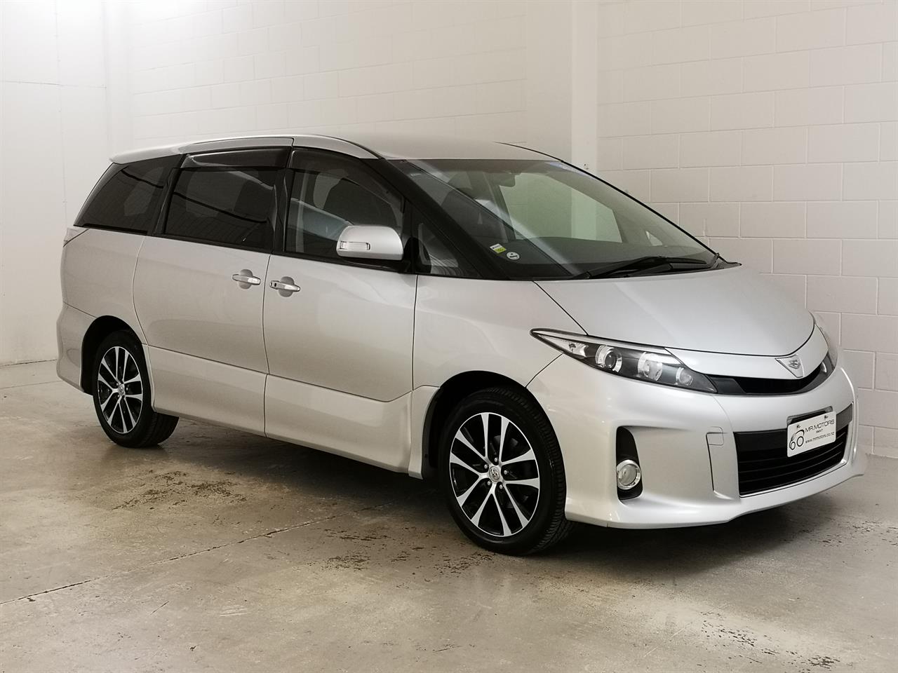 2015 Toyota Estima