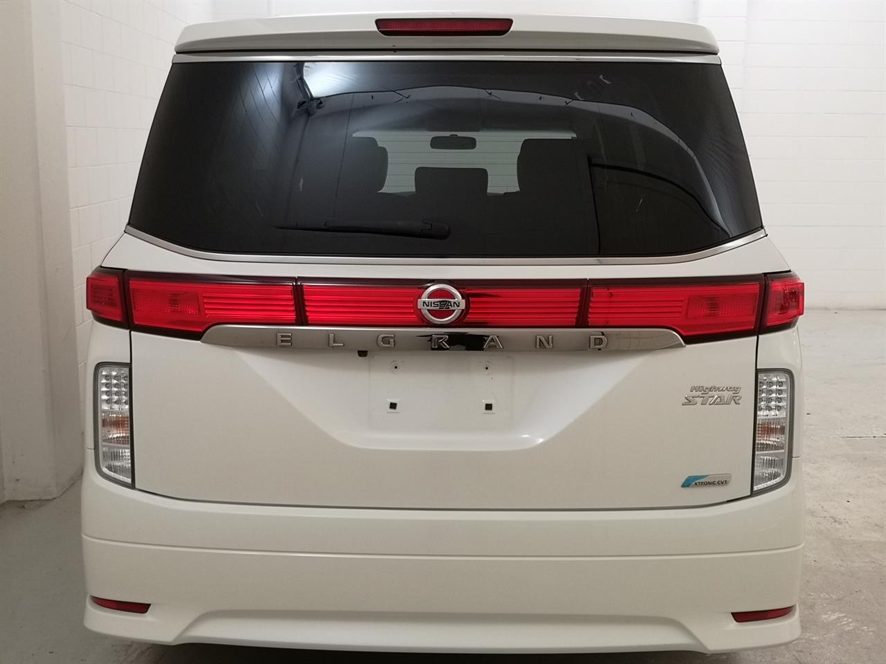 2013 Nissan Elgrand