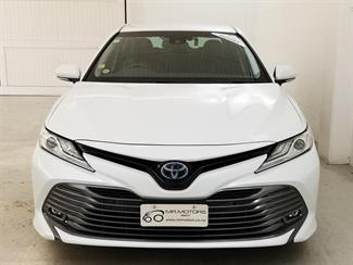 2017 Toyota Camry - Thumbnail