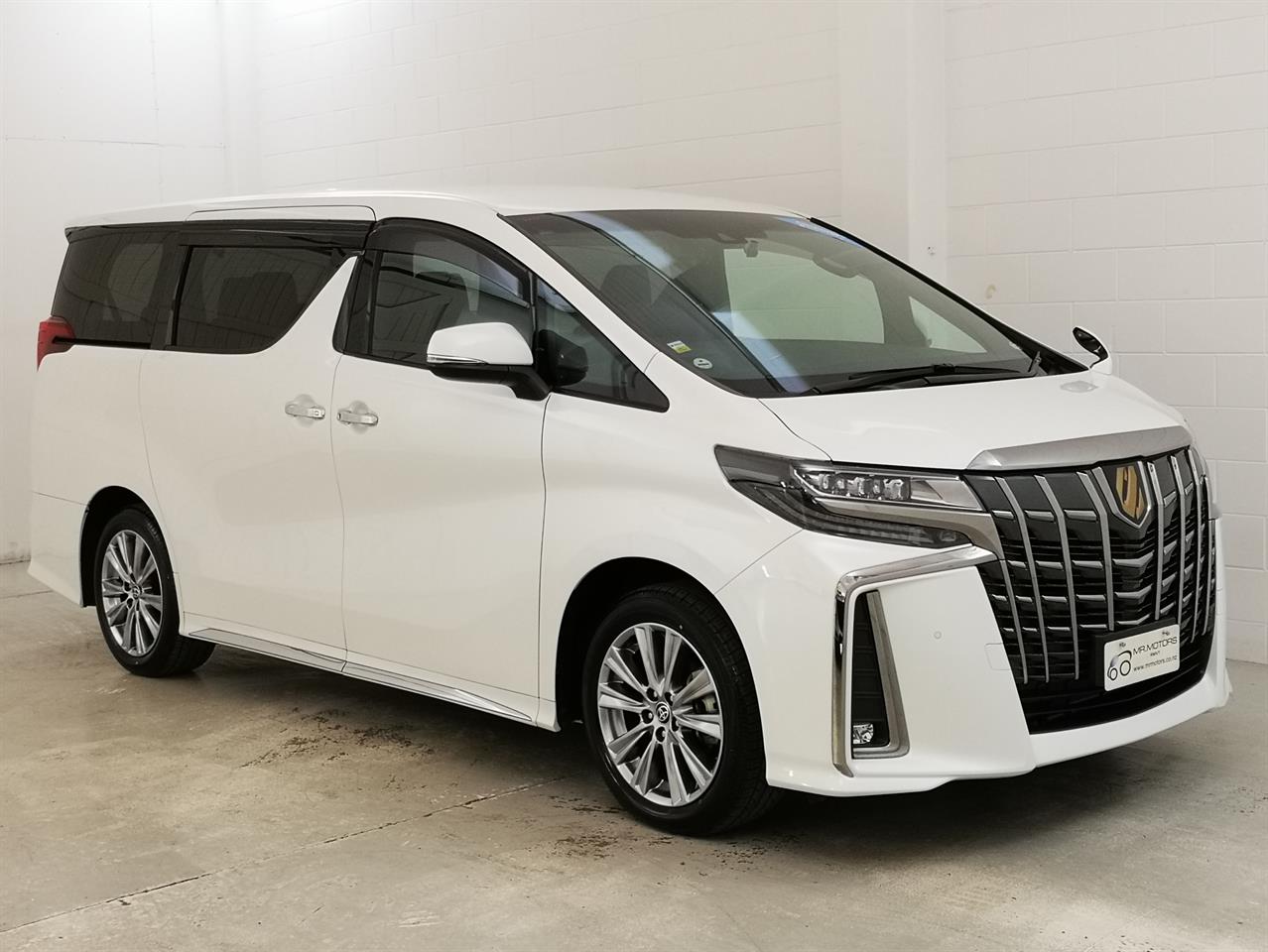 2022 Toyota Alphard