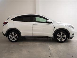 2014 Honda Vezel - Thumbnail