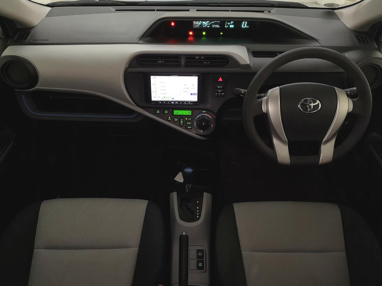 2013 Toyota Aqua