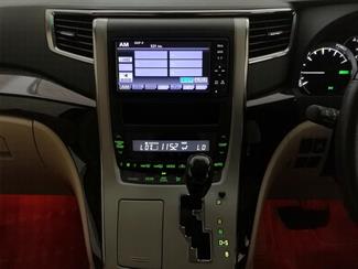 2012 Toyota Vellfire - Thumbnail