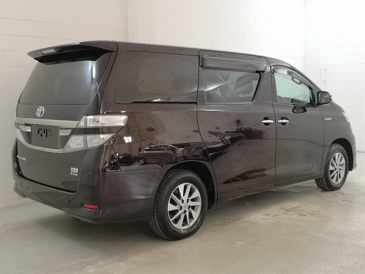 2012 Toyota Vellfire