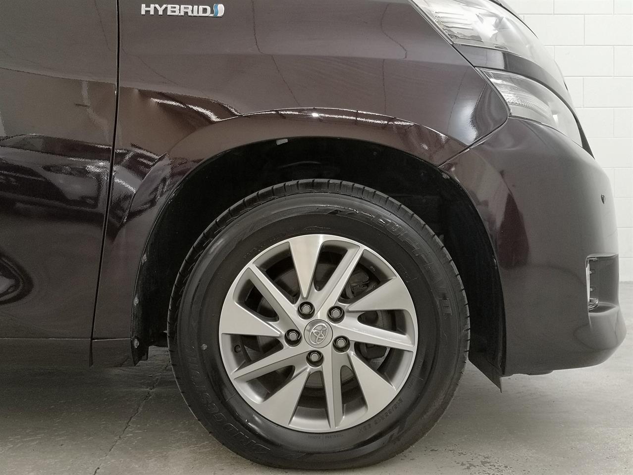 2012 Toyota Vellfire