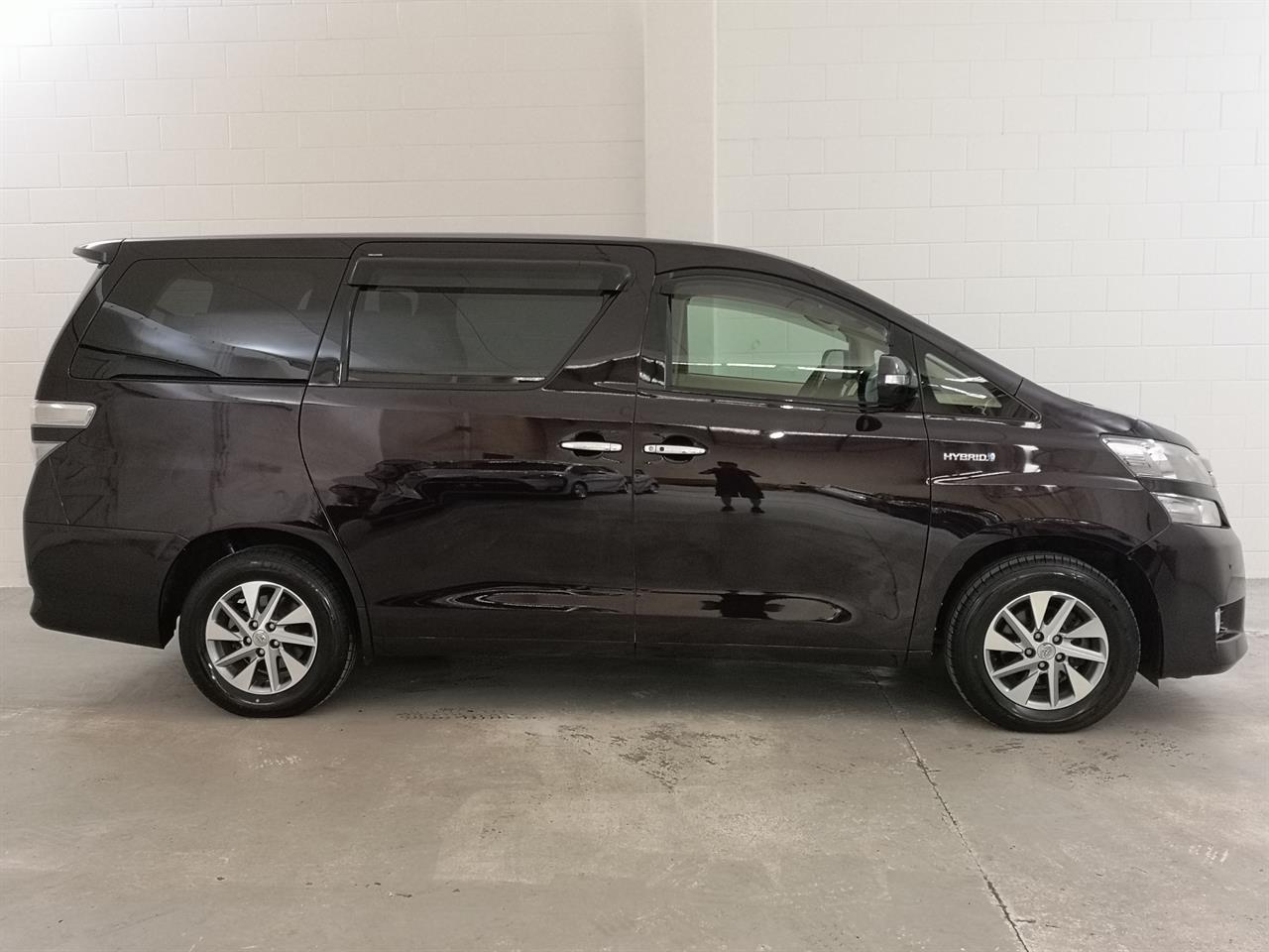 2012 Toyota Vellfire