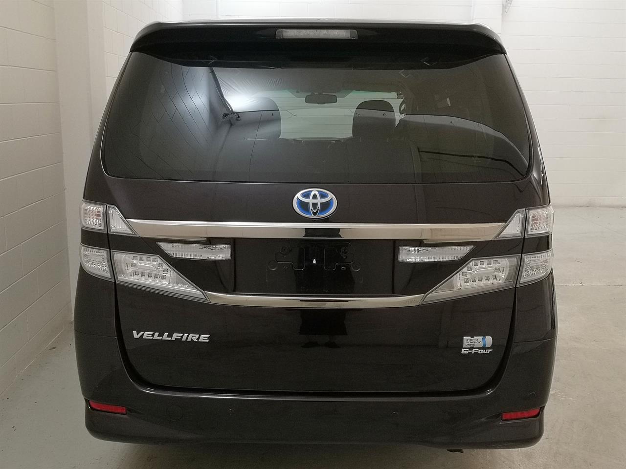 2012 Toyota Vellfire