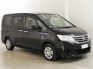 2013 Nissan Serena - Thumbnail