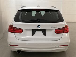 2013 BMW 320i - Thumbnail