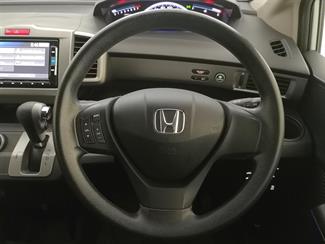 2015 Honda Freed - Thumbnail