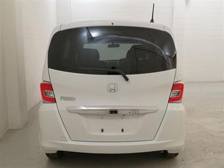 2015 Honda Freed - Thumbnail