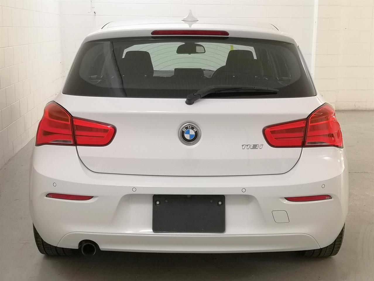 2015 BMW 118I