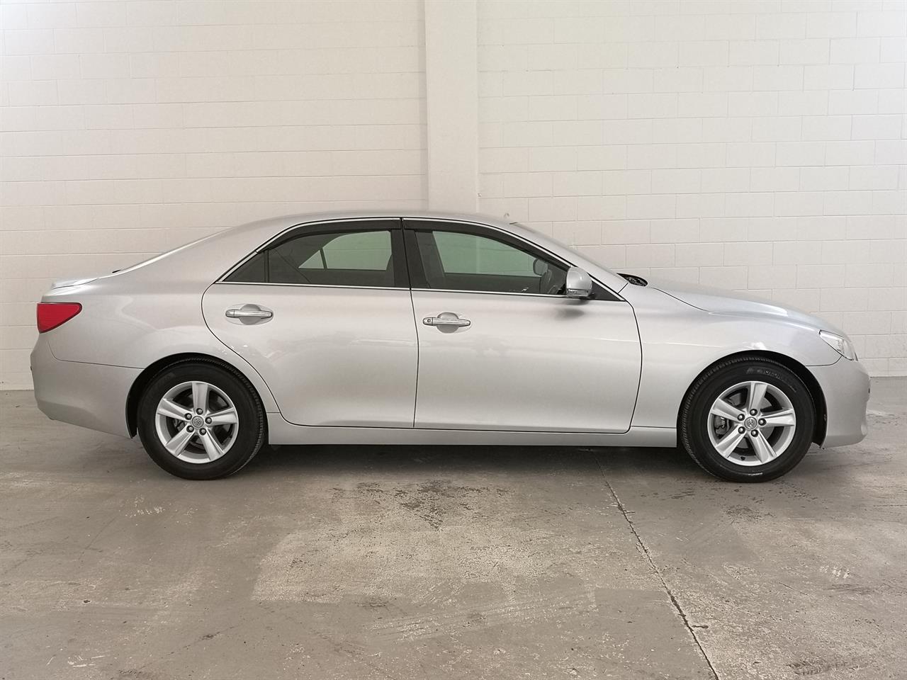 2012 Toyota Mark-X