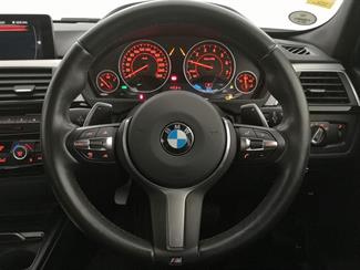 2016 BMW 330e - Thumbnail