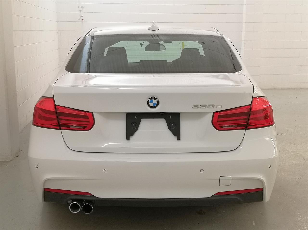 2016 BMW 330e